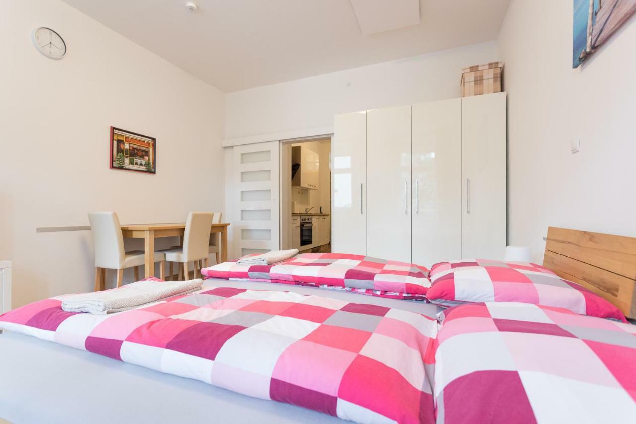 Vienna Smile Apartment Schoenbrunn ภายนอก รูปภาพ