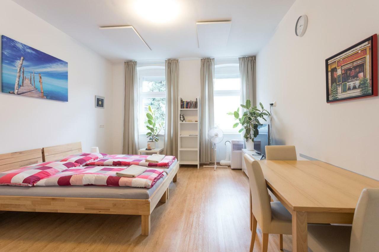 Vienna Smile Apartment Schoenbrunn ภายนอก รูปภาพ